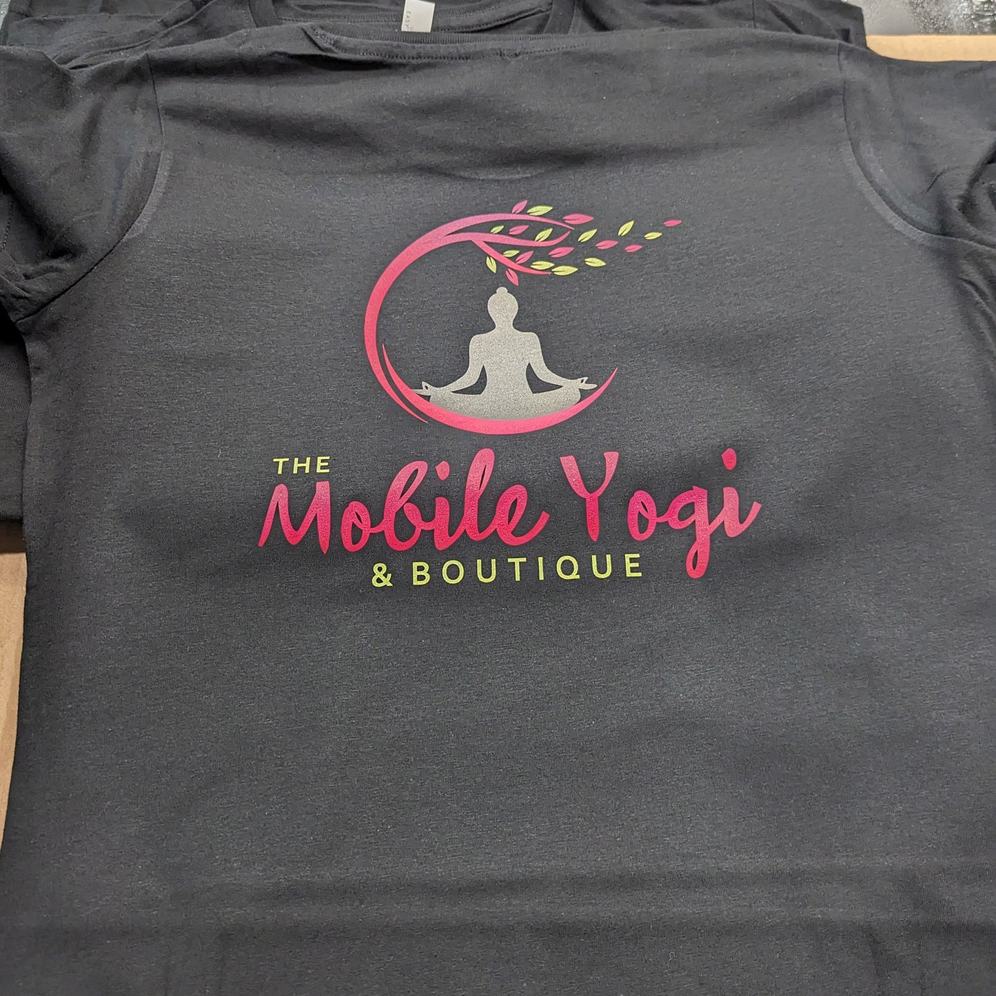 Port_PrintedTShirtMobileYogi
