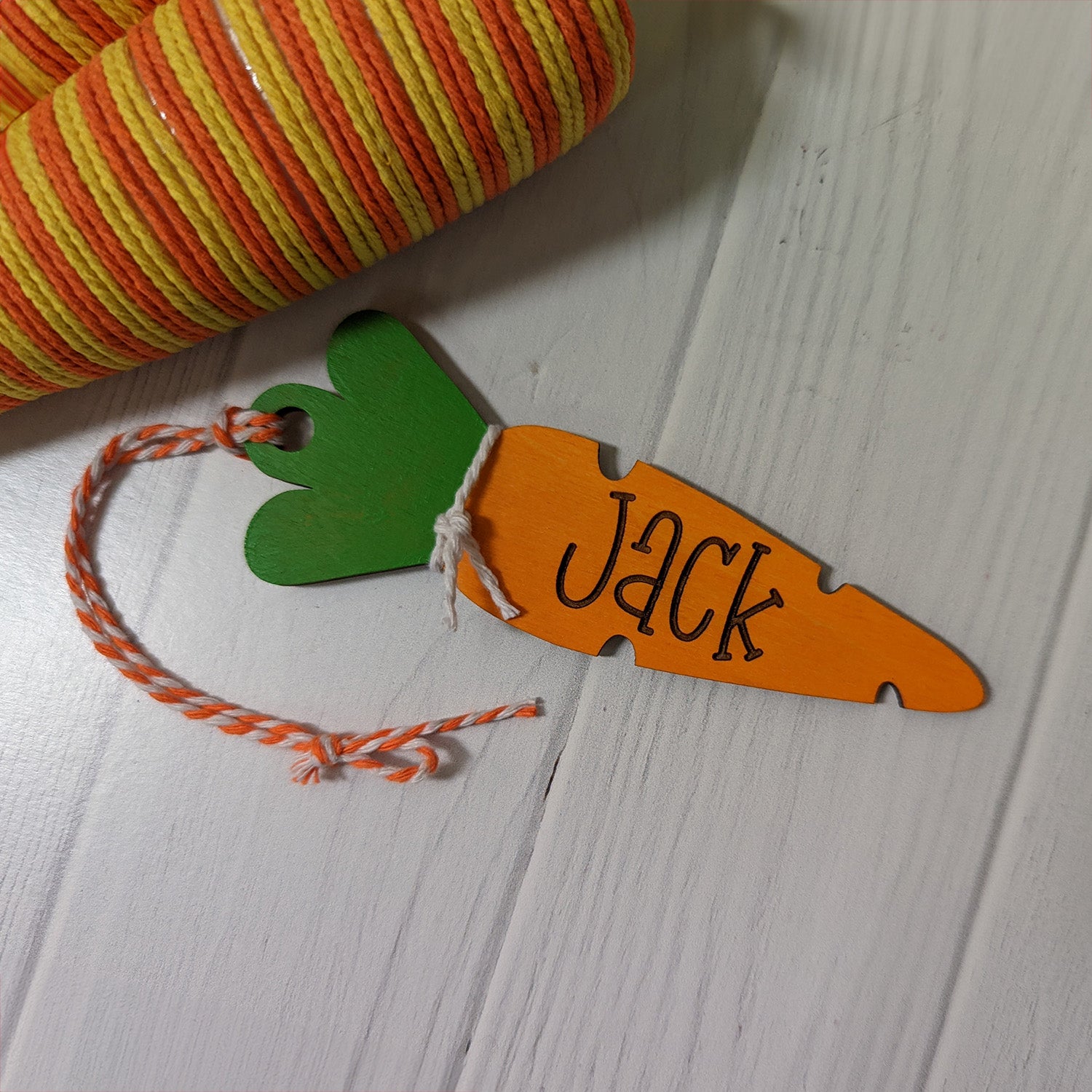 Port_WoodEasterTagCarrot